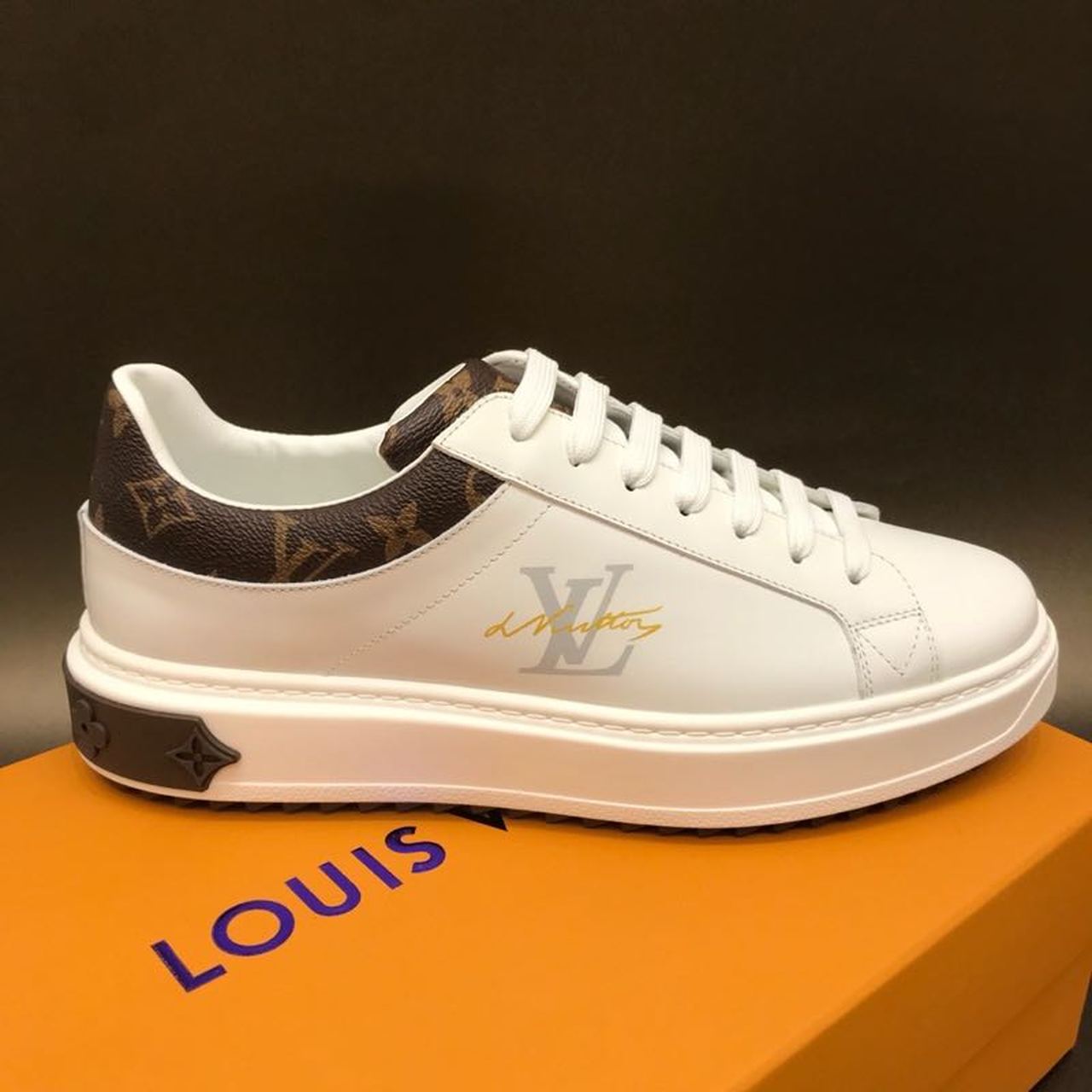 L0vis Vvtt0n Time Out Sneaker Monogram Canvas White/Brown For Women LV