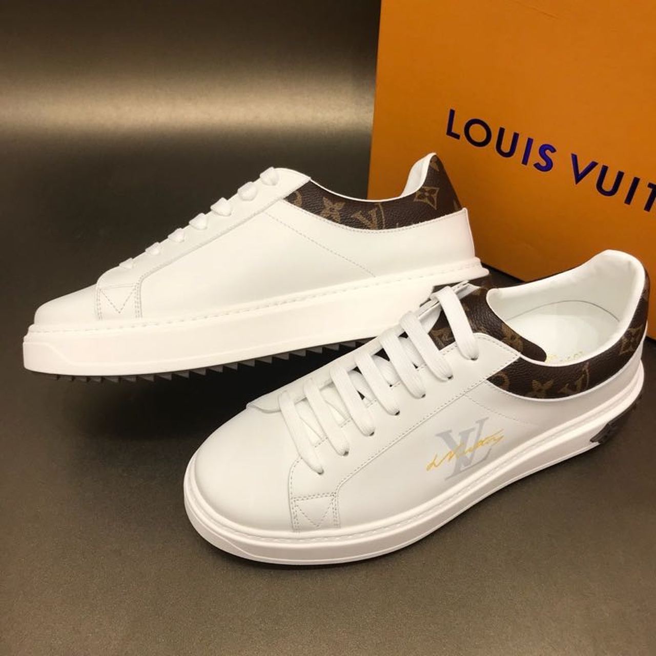 L0vis Vvtt0n Time Out Sneaker Monogram Canvas White/Brown For Women LV