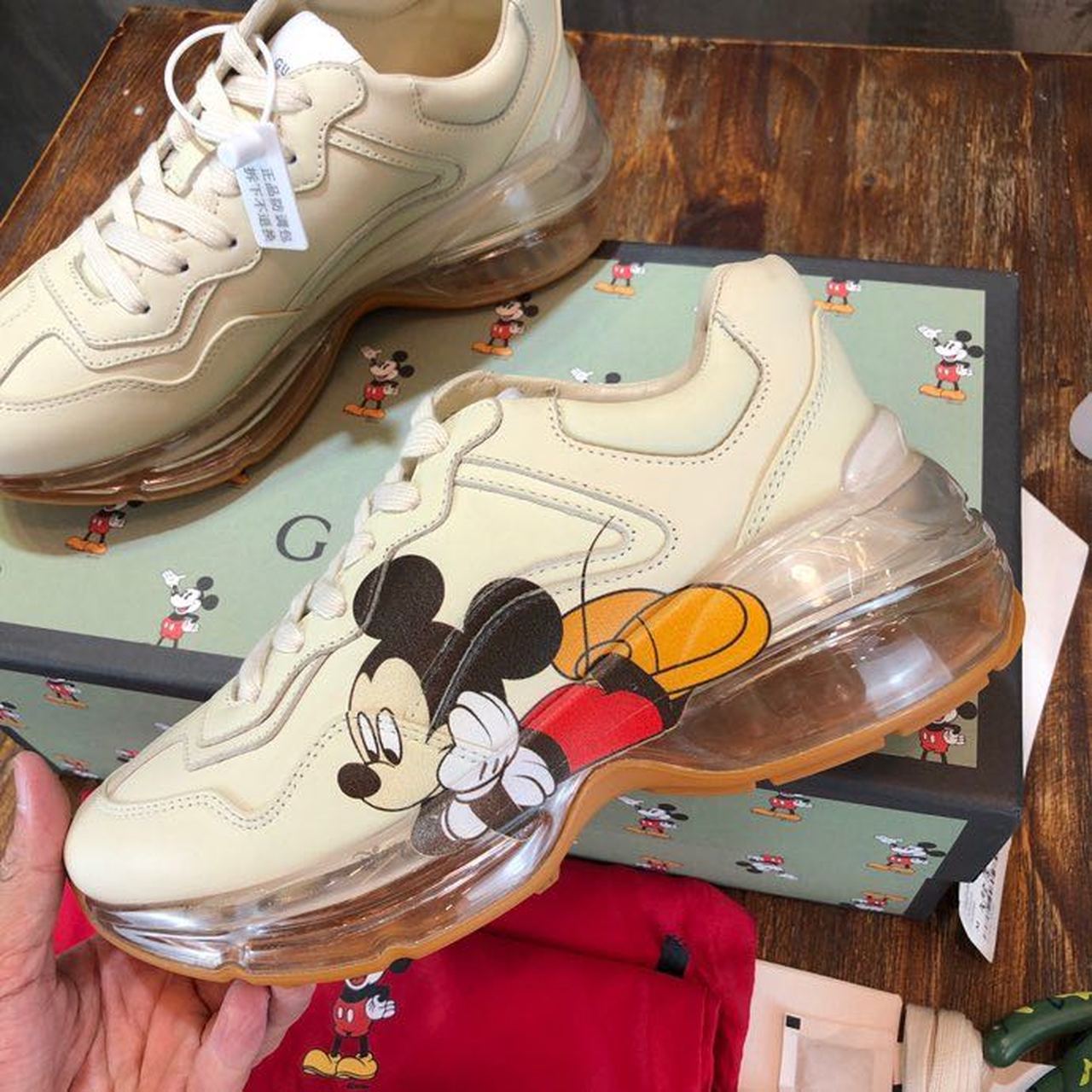 Gvc*1 x Disney Mickey Rhyton Dad Transparent Sole Sneakers White For Women GG