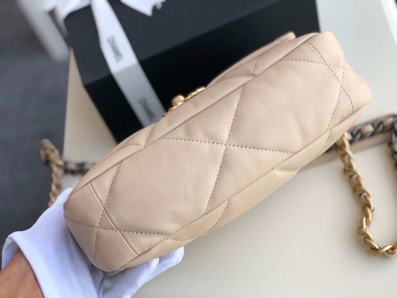 [True-to-ORIGINAL] Ch**el 19 Flap Bag Beige For Women 10.1in/26cm