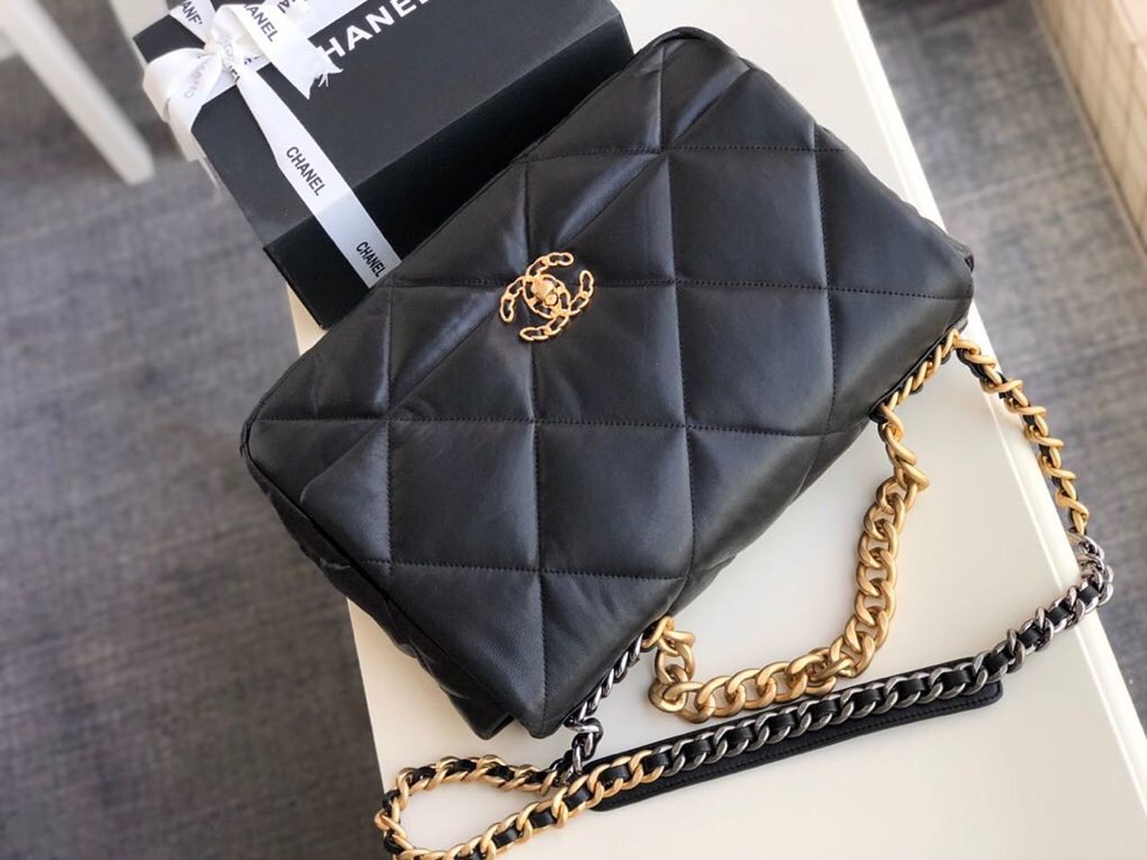 Ch**el 19 Maxi Handbag Black For Women, Women’s Bags, Shoulder And Crossbody Bags 14in/36cm AS1162 B04852 94305
