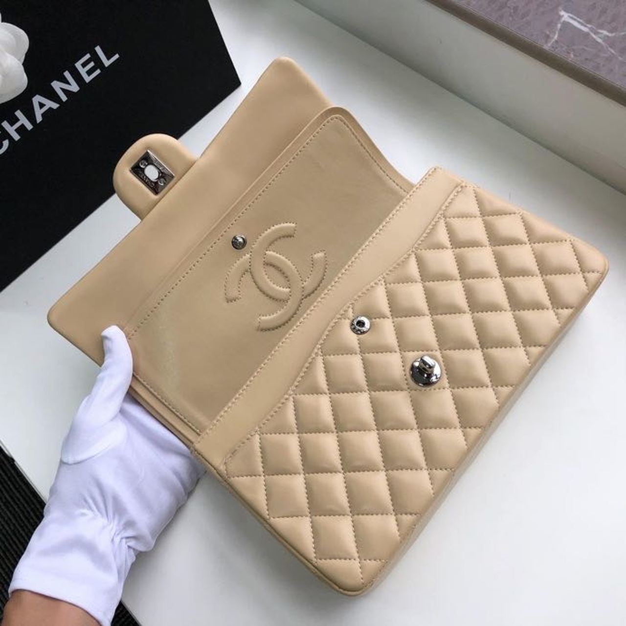 Ch**el Classic Handbag Silver Hardware Beige For Women, Women’s Bags, Shoulder And Crossbody Bags 10.2in/26cm A01112