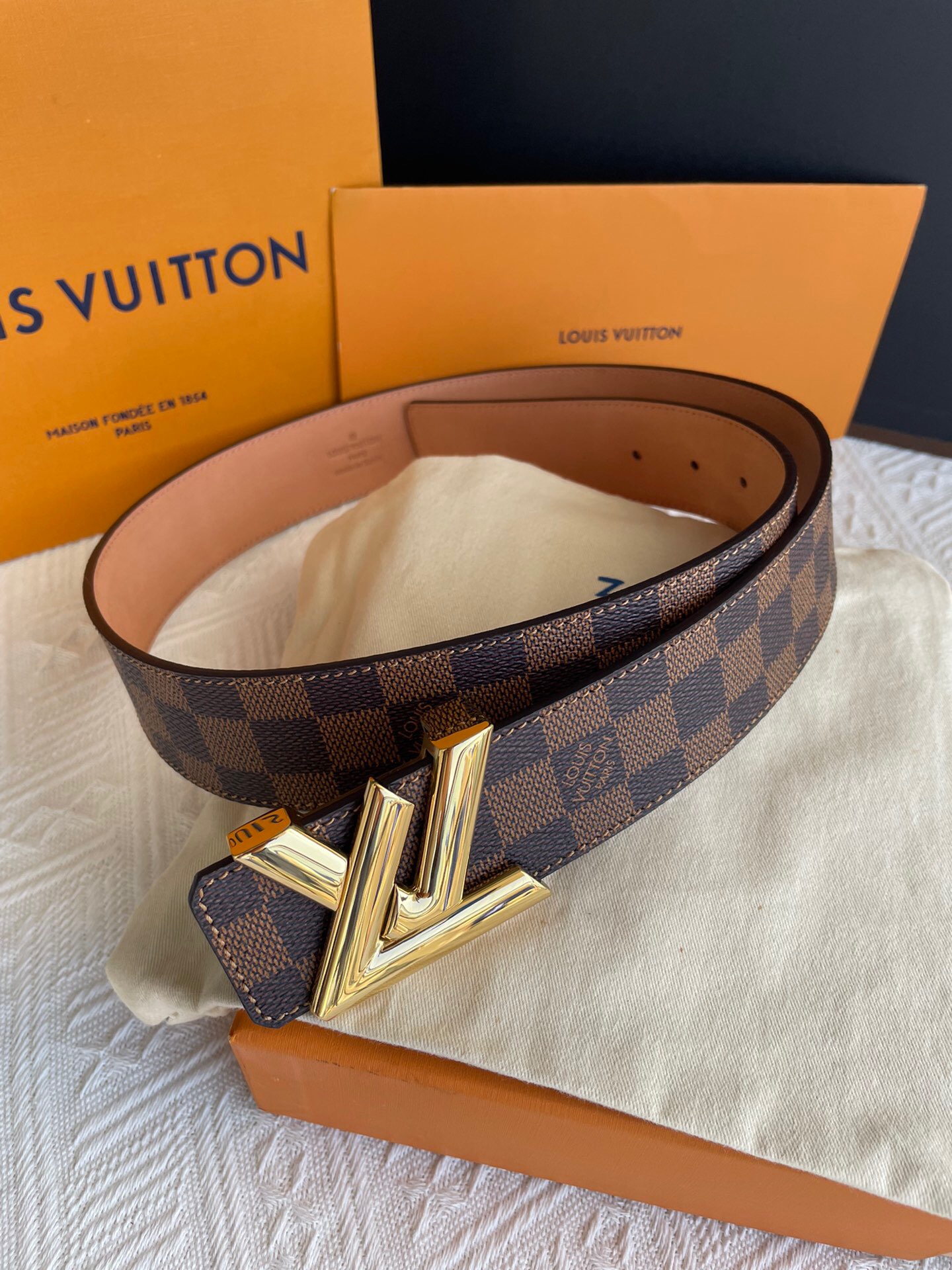 L0vis Vvtt0n Twist Iconic Initiales LV Belt Damier Infini Canvas Brown Gold Finishing
