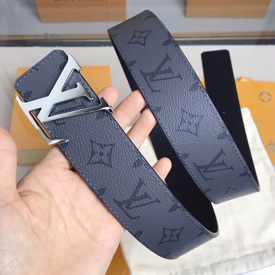 L0vis Vvtt0n Reversible LV Belt Monogram Eclipse M0450V
