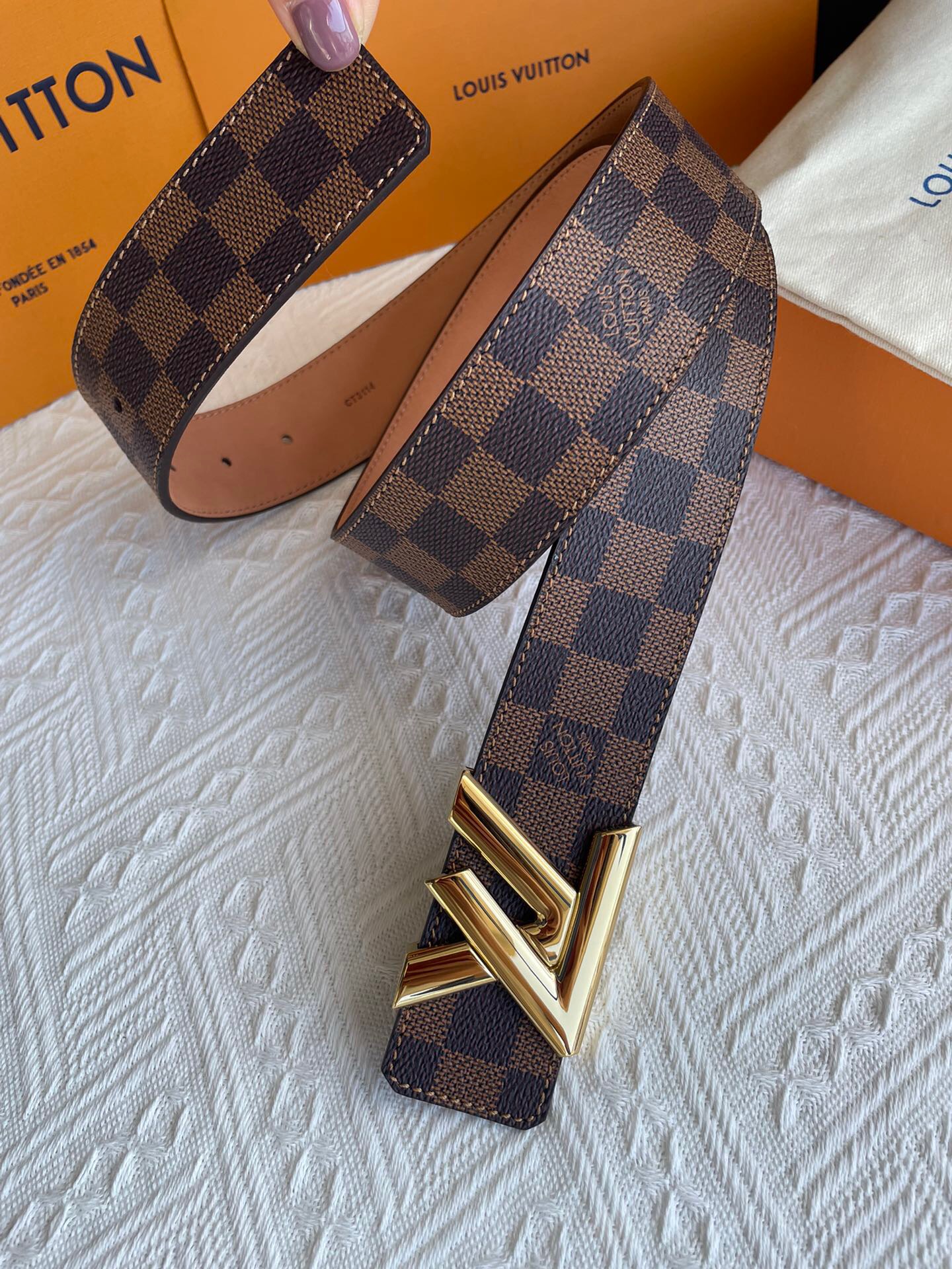 L0vis Vvtt0n Twist Iconic Initiales LV Belt Damier Infini Canvas Brown Gold Finishing