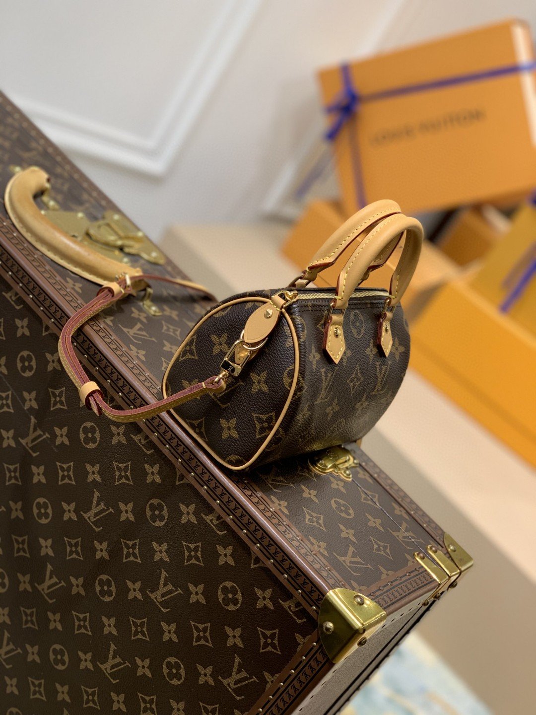 L0vis Vvtt0n Nano Speedy Monogram Canvas Brown – M81085