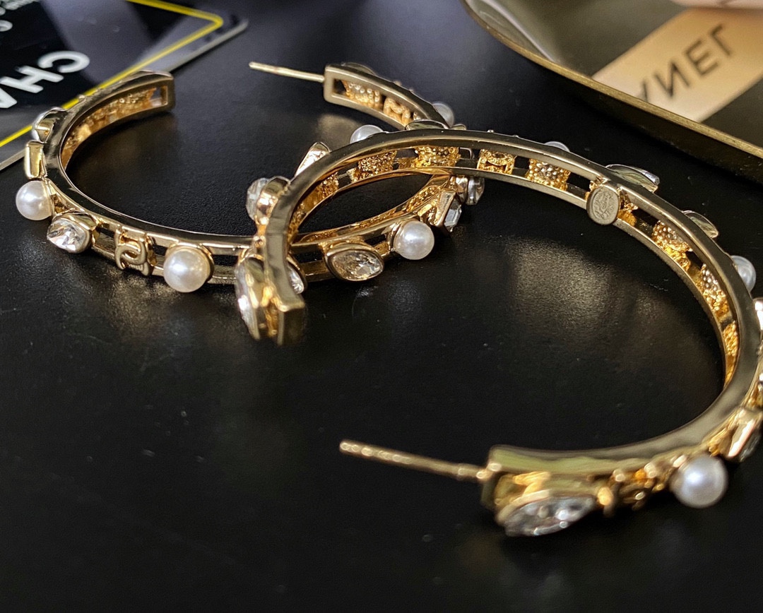 Ch**el Earrings