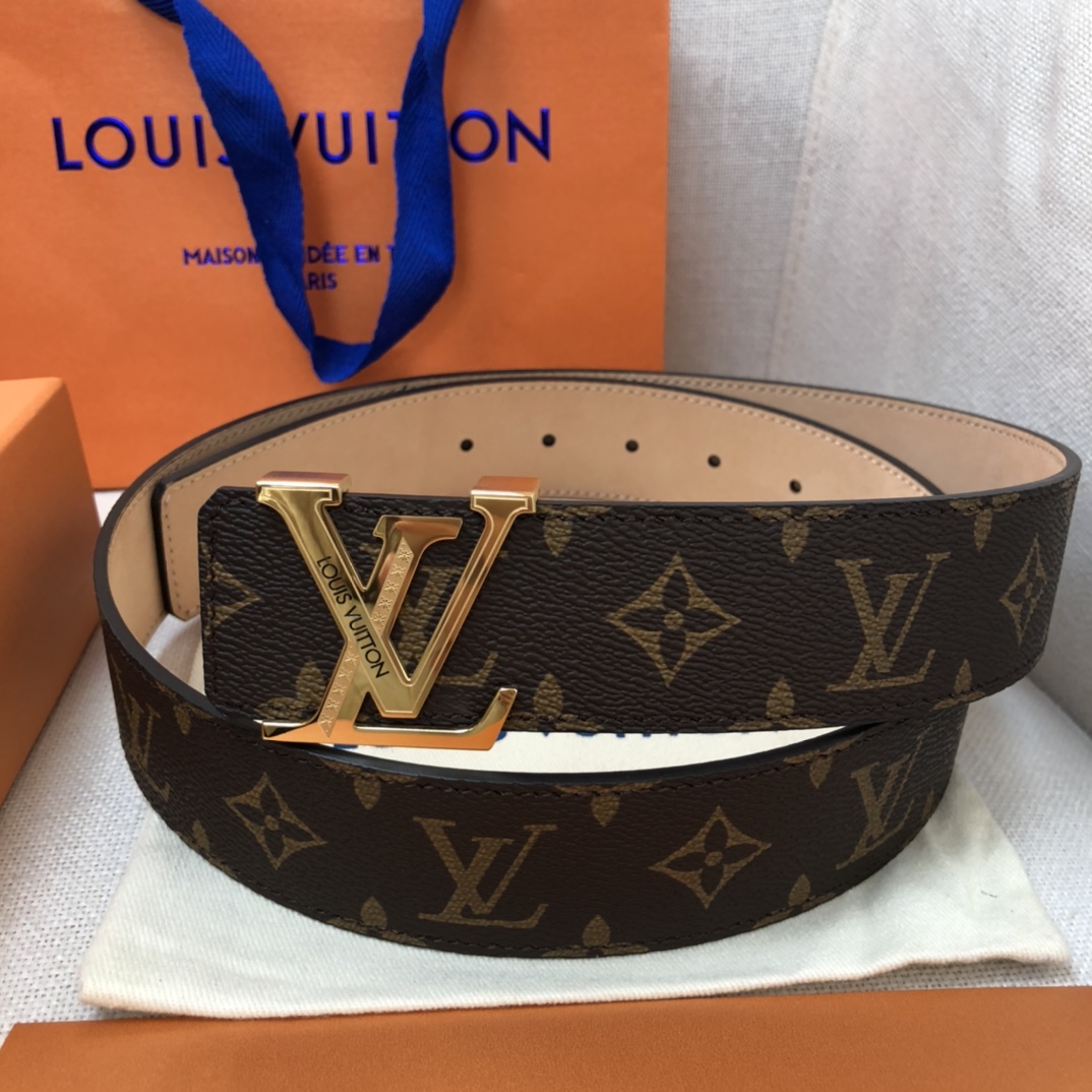 L0vis Vvtt0n Initiales LV Belt Monogram Canvas Gold Toned Hardware