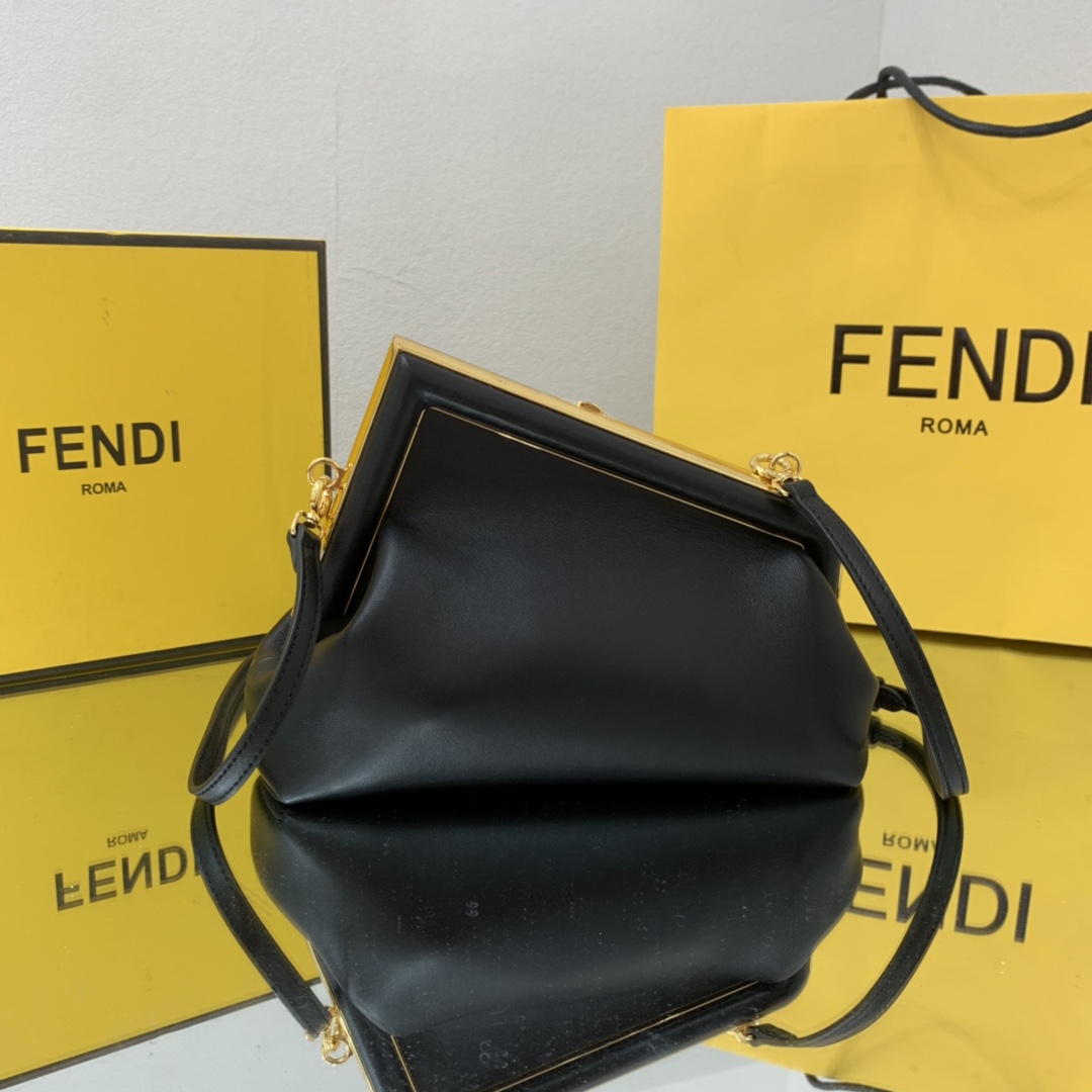 F**di First Small Black For Women, Women’s HandBags, Shoulder And Crossbody Bags 10.2in/26cm FF 8BP129ABVEF0KUR