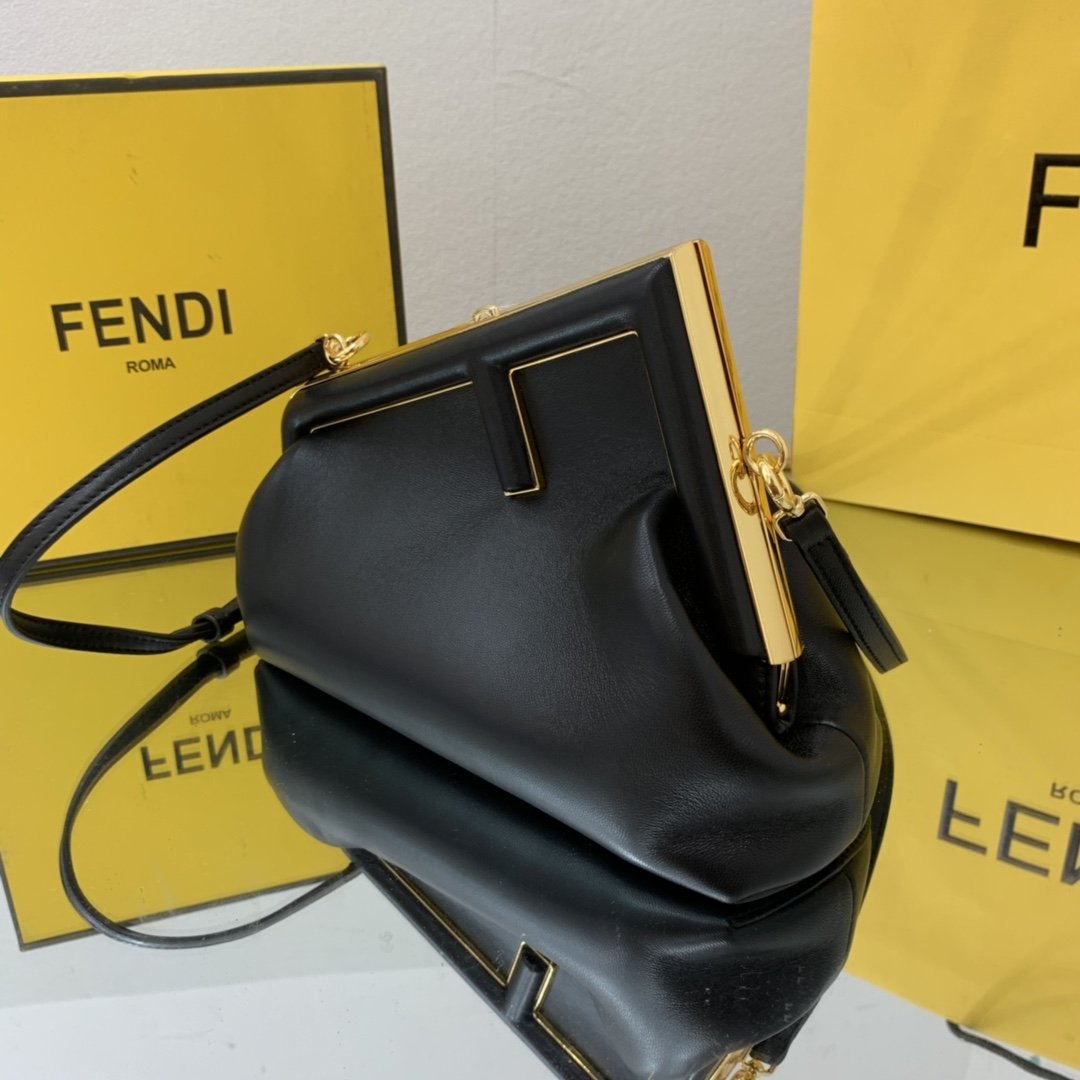 F**di First Small Black For Women, Women’s HandBags, Shoulder And Crossbody Bags 10.2in/26cm FF 8BP129ABVEF0KUR