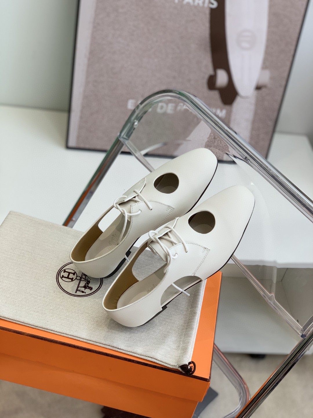 H**me5 Epoca Oxford Shoe White For Women, Women’s Shoes H221024Z 90360