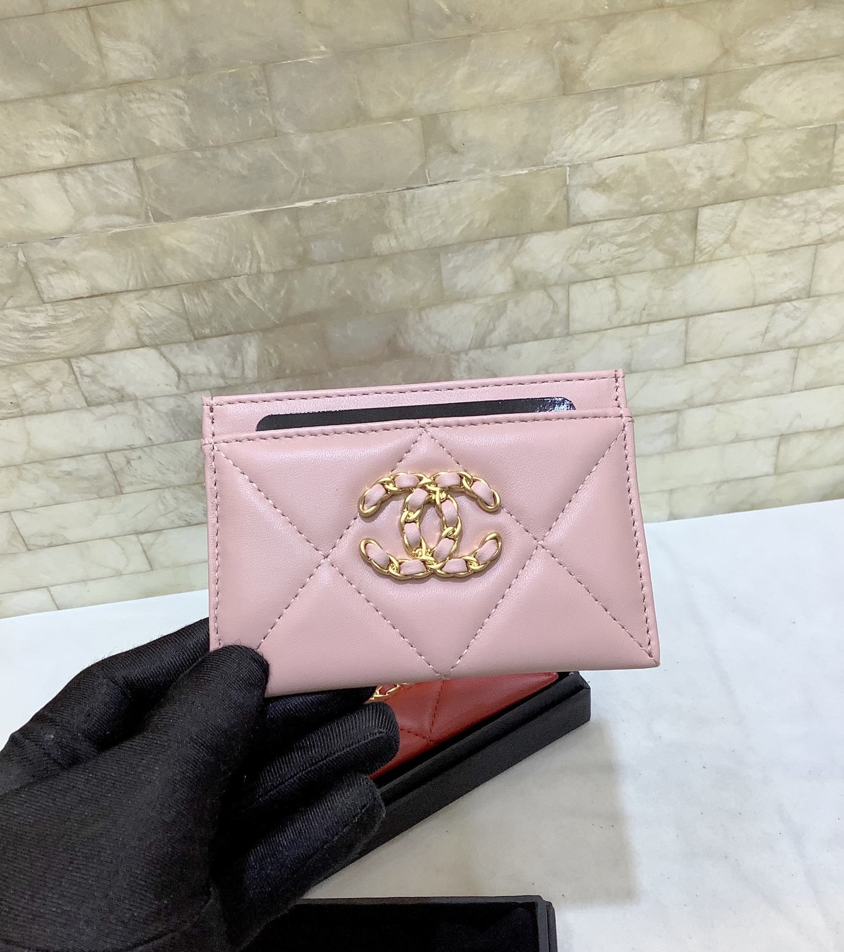 Ch**el CO-CO 19 Card Holder Wallet Light Pink Gold Toned Hardware For Women 11cm/4.3in
