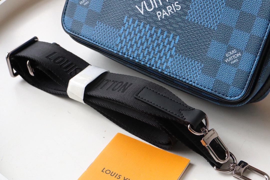 L0vis Vvtt0n Studio Messenger Damier Graphite Blue For Men, Men’s Bags, Shoulder And Crossbody Bags 9.3in/25.3cm LV N50026