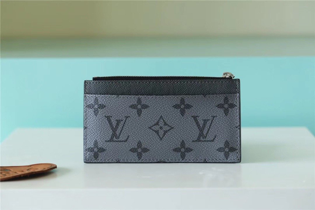 L0vis Vvtt0n Coin Card Holder Monogram Eclipse For Men, Men’s Wallet 5.7in/14.5cm LV M69533