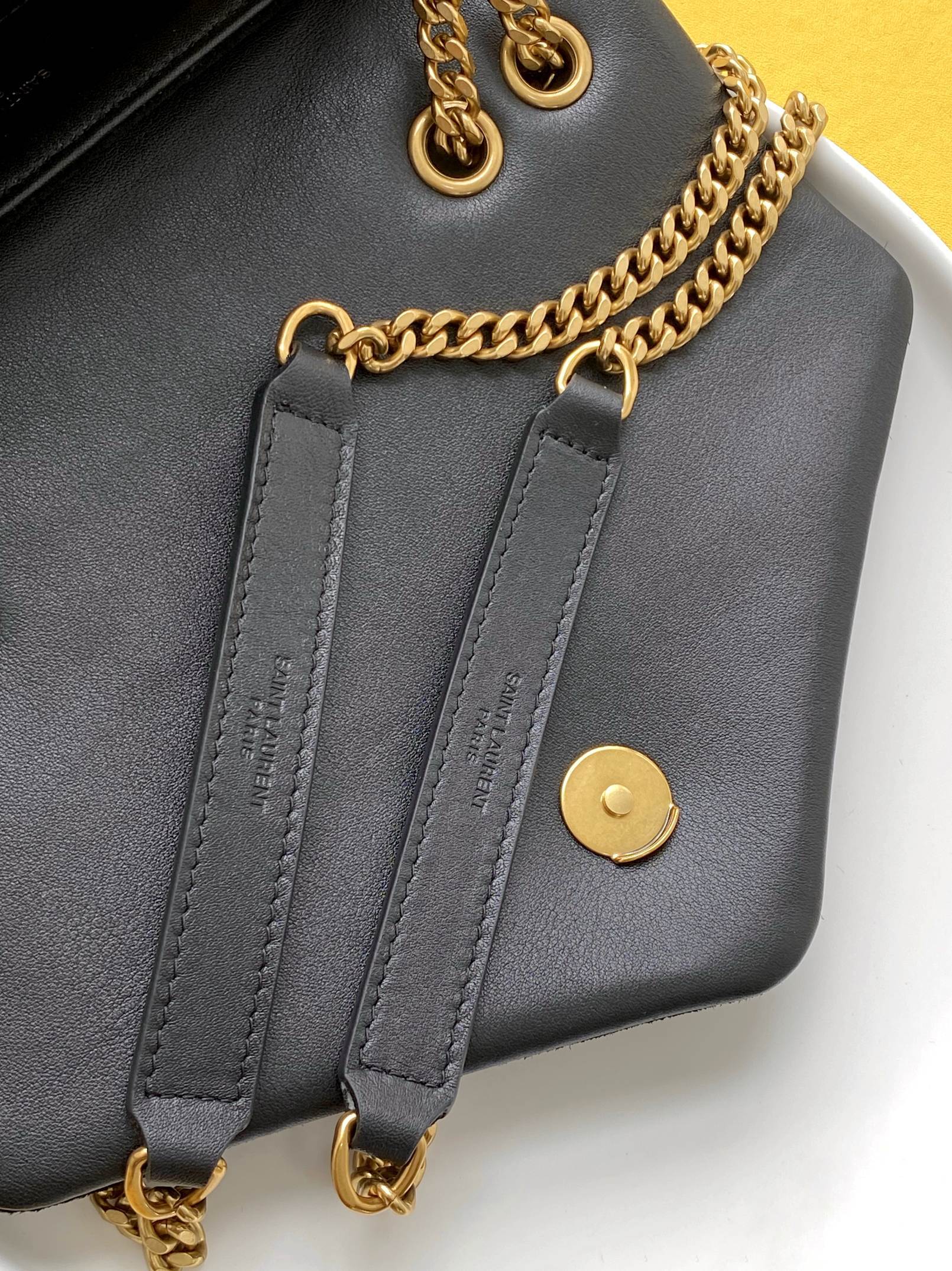 Sa1nt Lau*nt Loulou Small Chain Bag In “Y” Black With Gold Hardware For Women 9.8in/23cm Y51 4946991U8671000