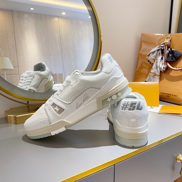 L0vis Vvtt0n Trainer Sneaker Rubber Grain White Virgil Abloh For Men LV 1A8WAX