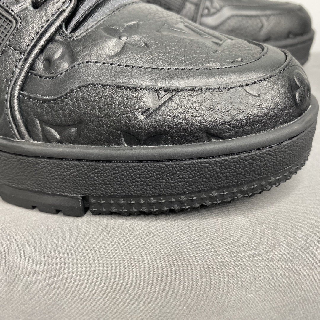 L0vis Vvtt0n Trainer Sneaker Mix Of Materials Black Virgil Abloh For Men LV