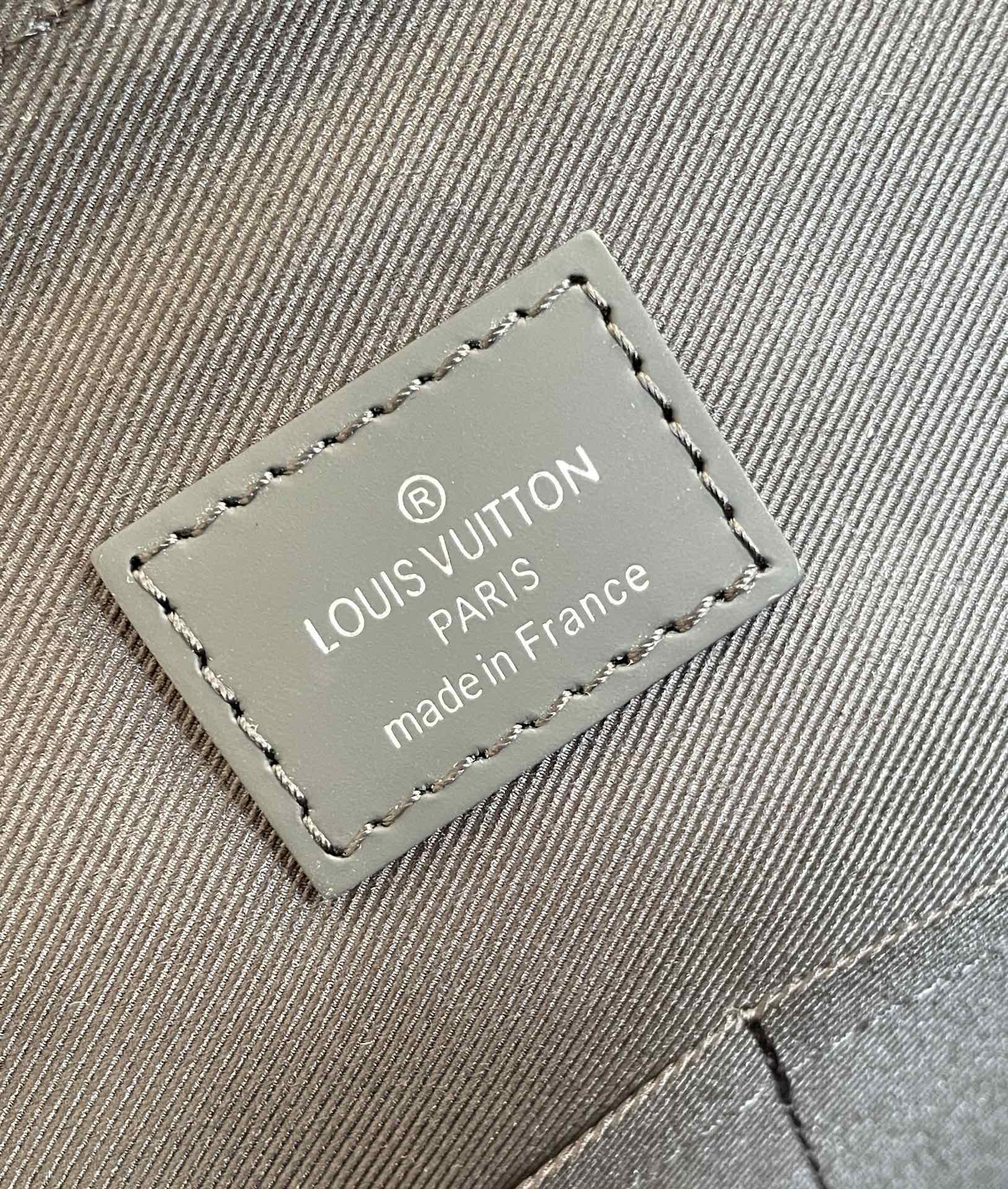 L0vis Vvtt0n District MM Monogram Eclipse Canvas For Men, Men’s Bags, Shoulder And Crossbody Bags 12.2in/31cm LV M44001