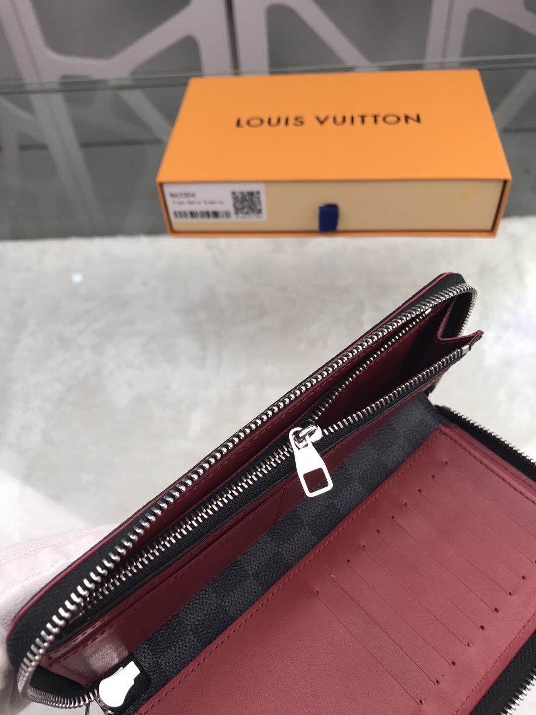 L0vis Vvtt0n Zippy Wallet Vertical Wallet Damier Graphite Canvas For Men, Men’s Wallet 7.9in/20cm LV