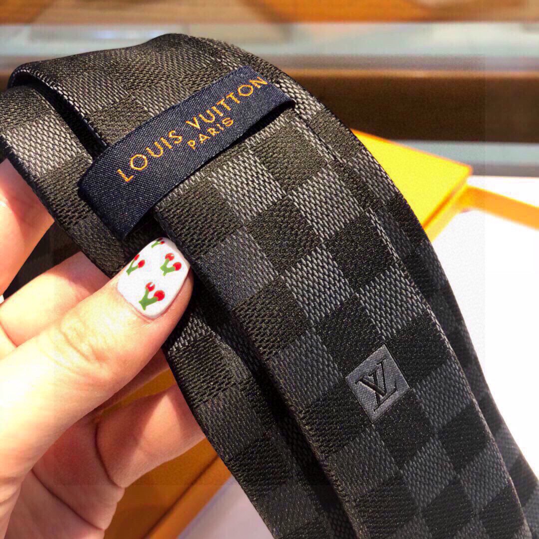L0vis Vvtt0n Damier Classique Tie Black LV Men Tie M78752