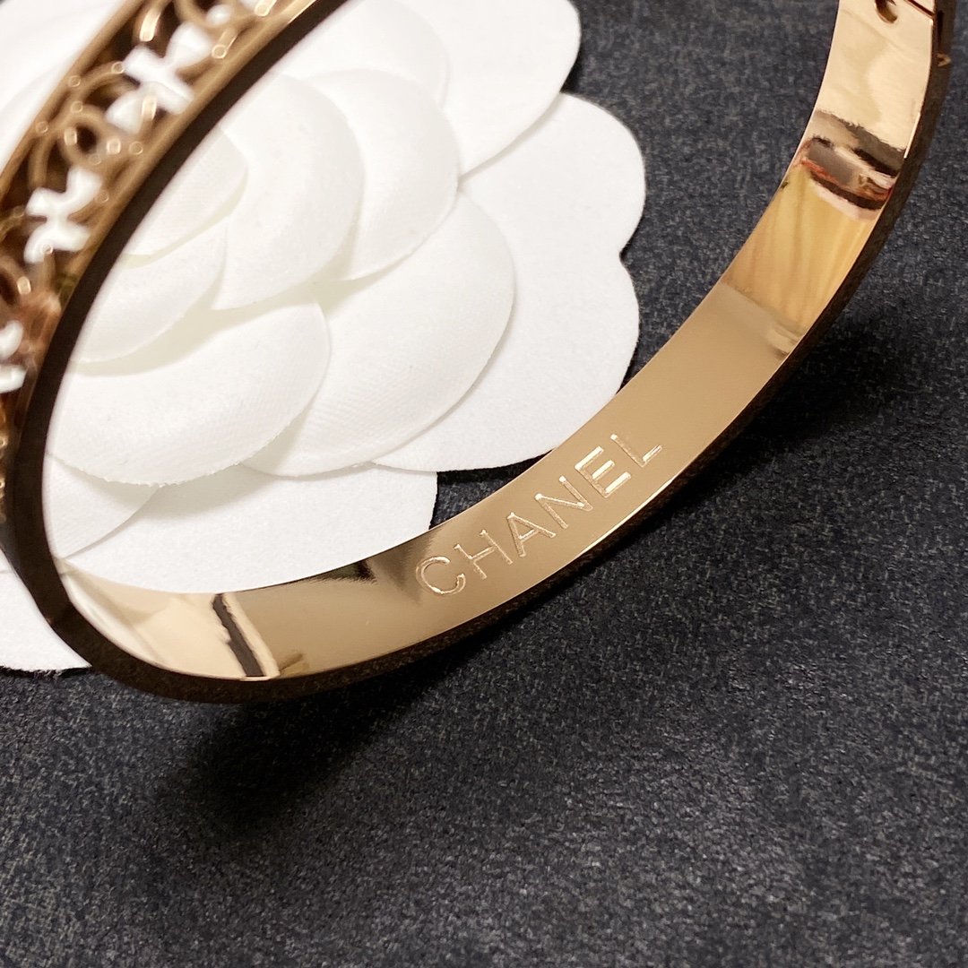 Ch**el Bracelet