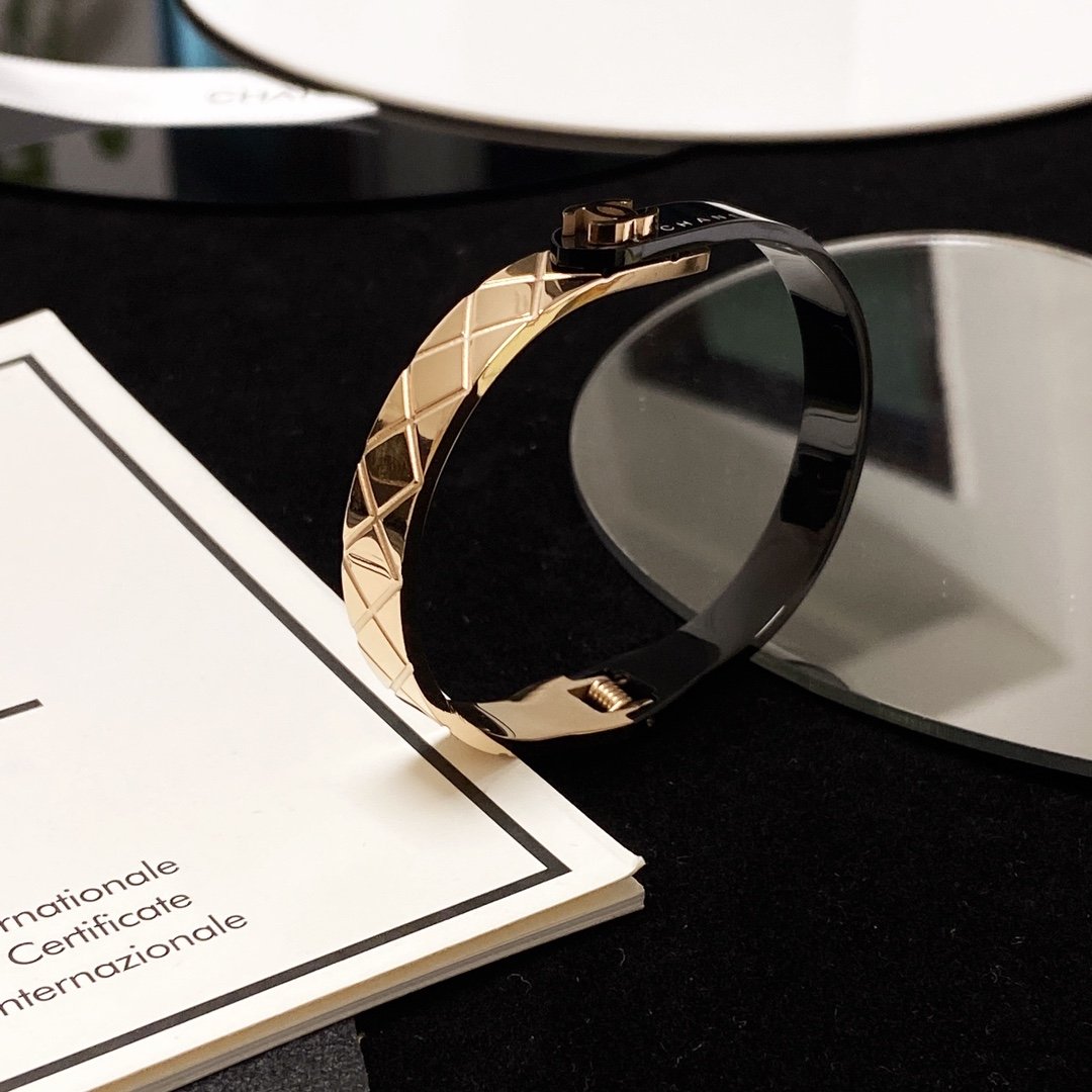 Ch**el Bracelet
