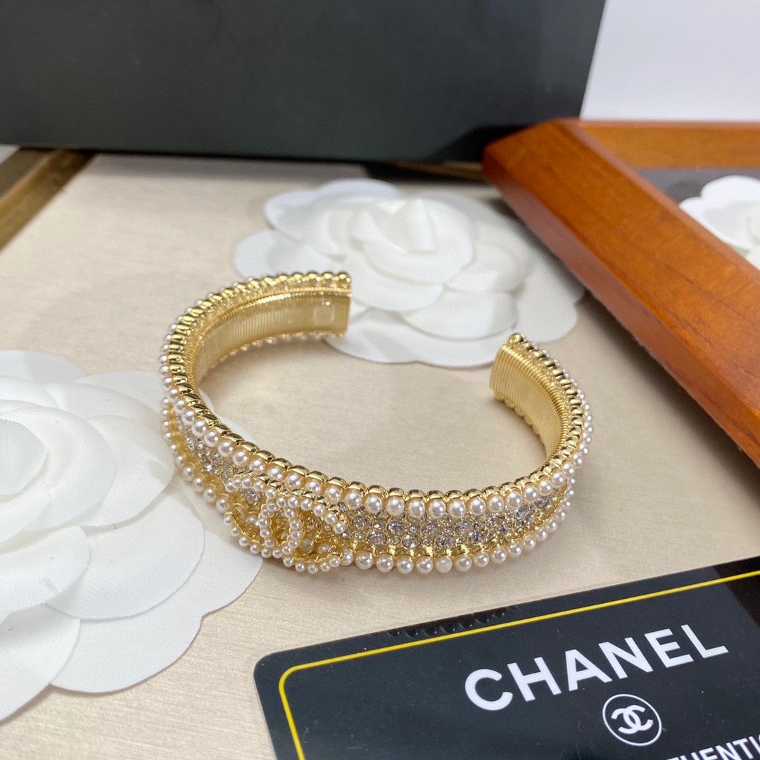 Ch**el Bracelet