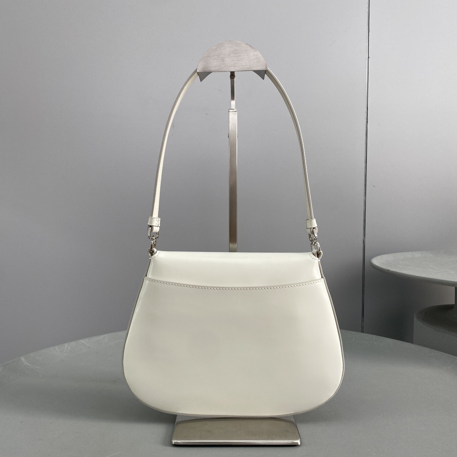 [True-to-ORIGINAL] Pra*a Cleo Brushed Shoulder Bag With Flap White For Women, Women’s Bags 8.6in/22cm 1BD311_ZO6_F0009_V_OOO