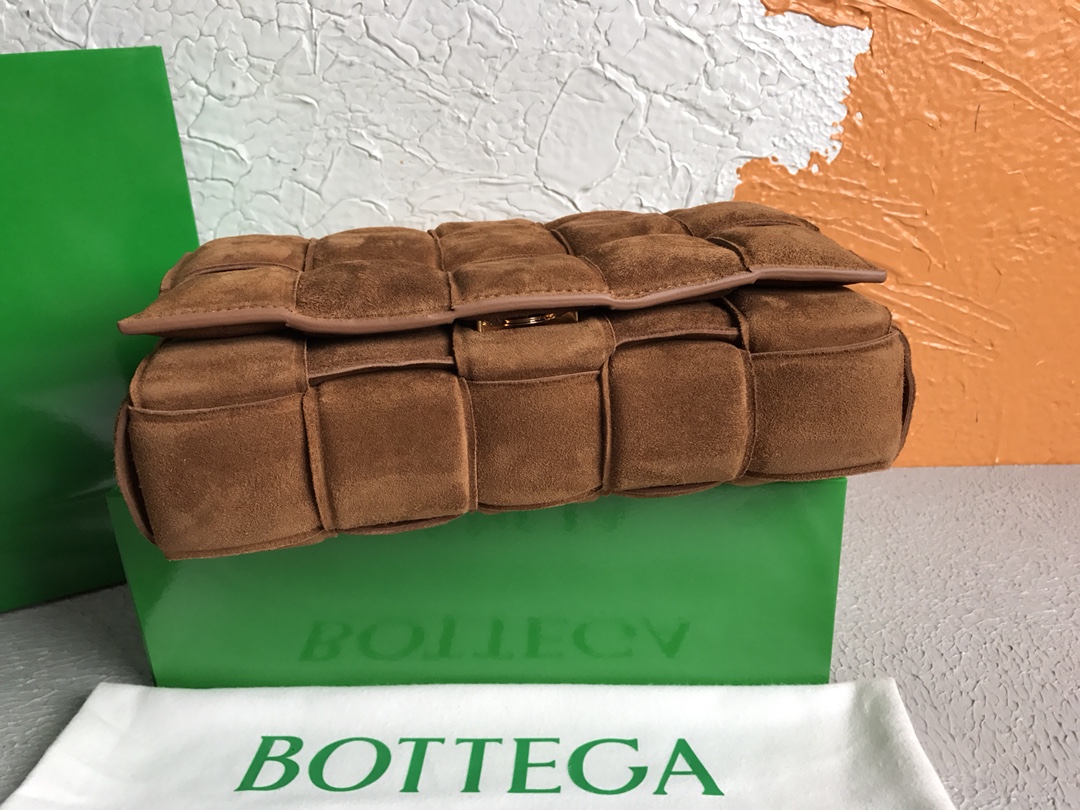 B0tt*ga Ven*ta Chain Cassette Acorn, For Women, Women’s Bags 10.2in/26cm 631421V04N07745
