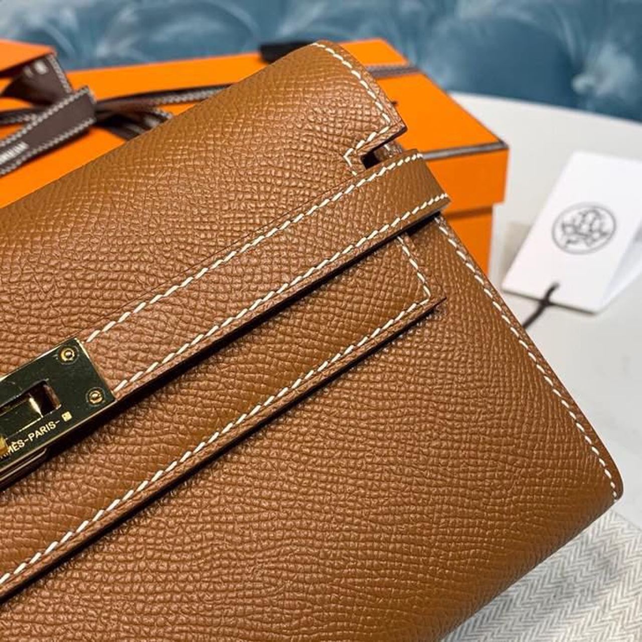 H**me5 Kelly Wallet To Go Woc Brown With Gold Toned Hardware Bag For Women 8.2in/21cm