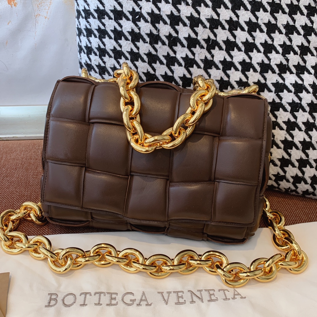 B0tt*ga Ven*ta Chain Cassette Fondant, For Women, Women’s Bags 10.2in/26cm 631421VBWZ02132