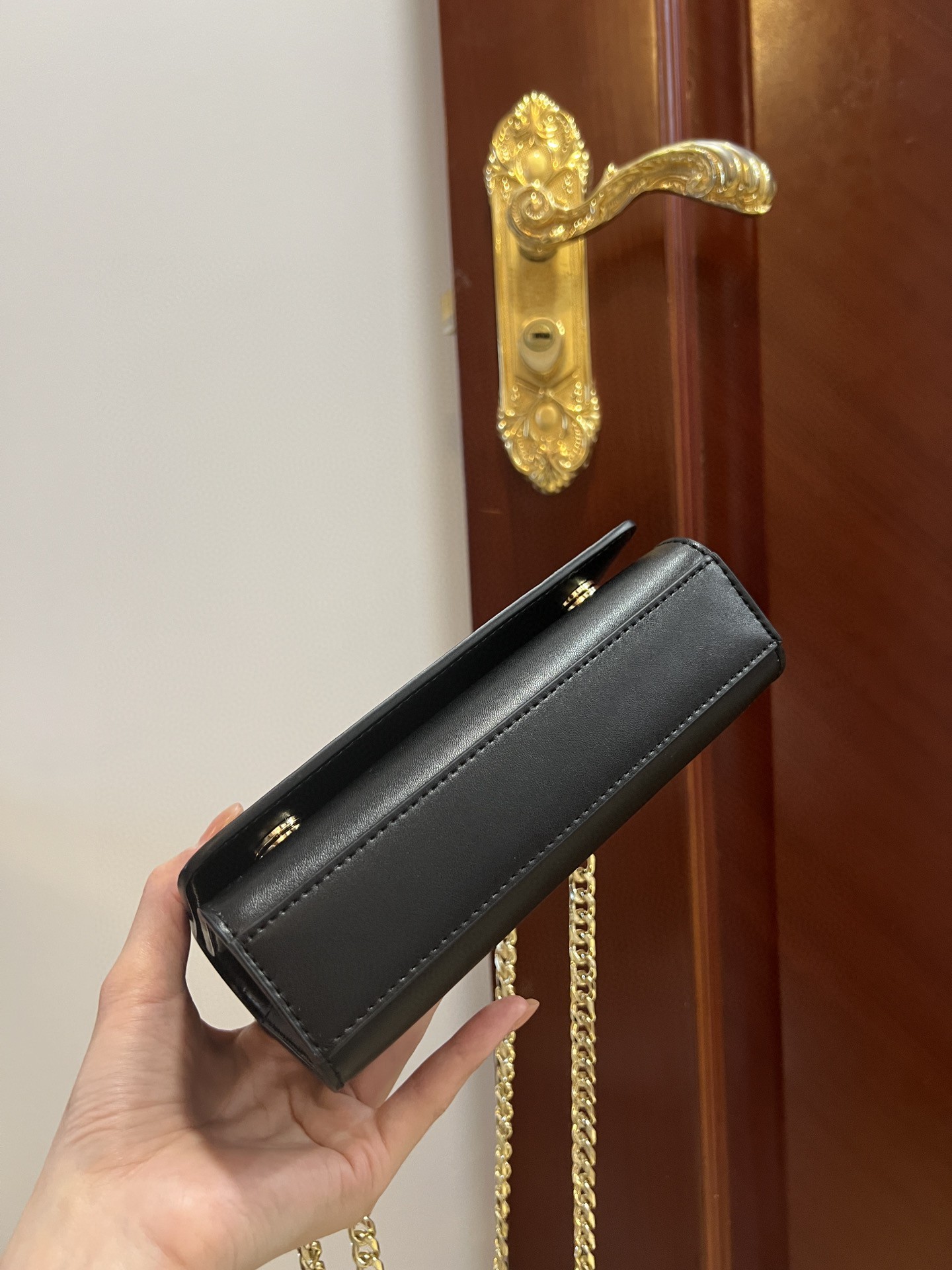 Dolce & Gabbana Polished 3.5 Phone Bag Black For Women 7.3in/19cm DG