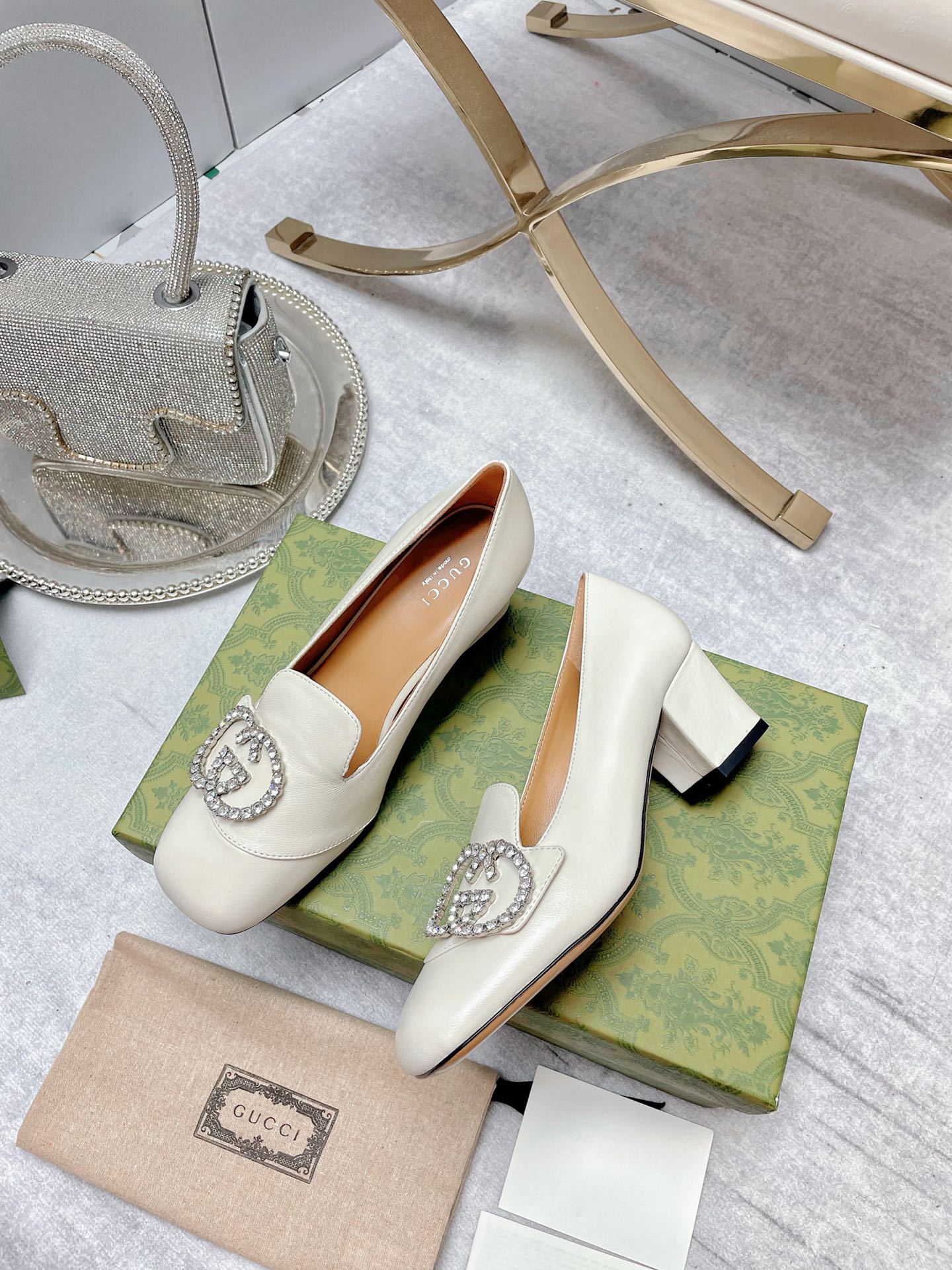 Gvc*1 Women’s Mid-Heel Pump With GG Logo White For Women GG