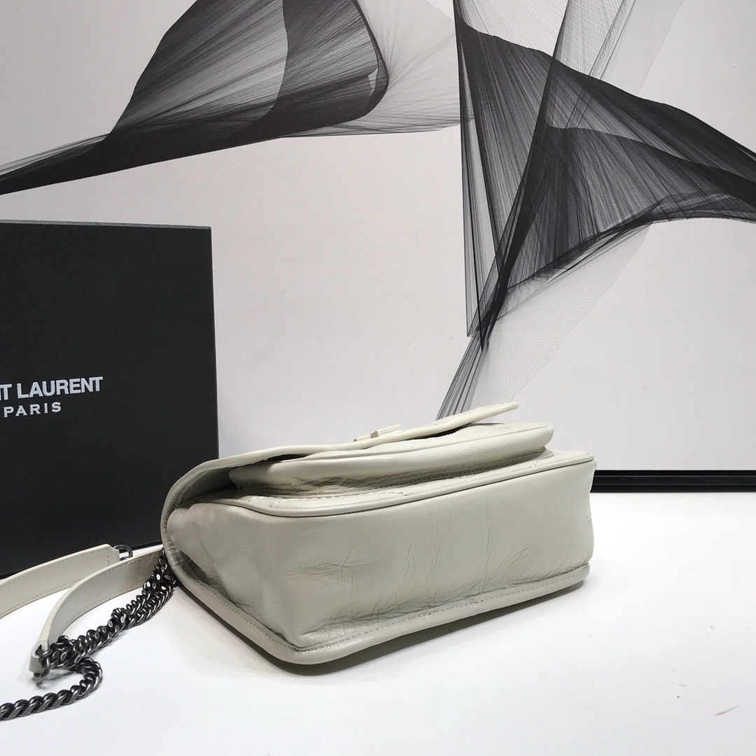 Sa1nt Lau*nt Niki Baby Chain Bag In Crinkled Vintage White For Women 8.2in/21cm Y51 6331600EN049207