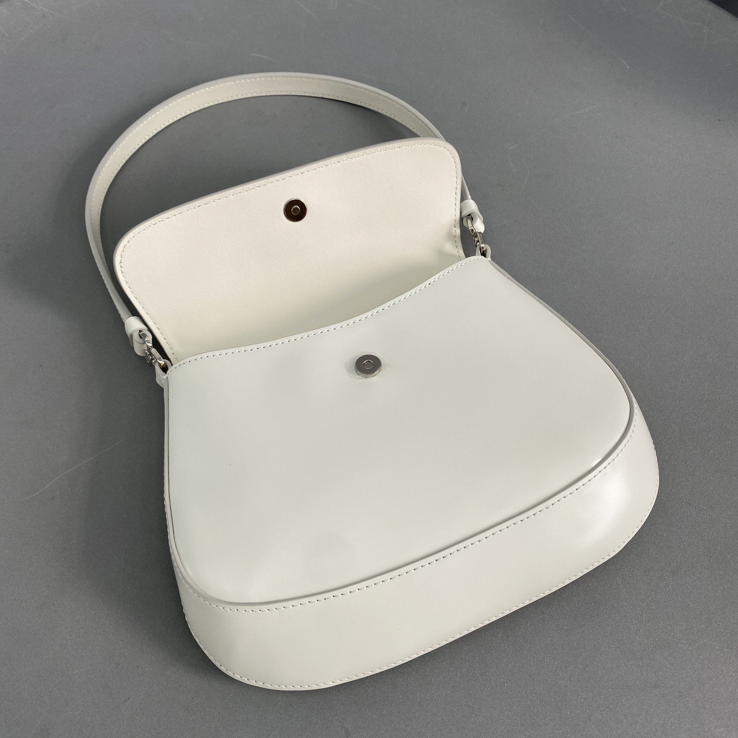 [True-to-ORIGINAL] Pra*a Cleo Brushed Shoulder Bag With Flap White For Women, Women’s Bags 8.6in/22cm 1BD311_ZO6_F0009_V_OOO