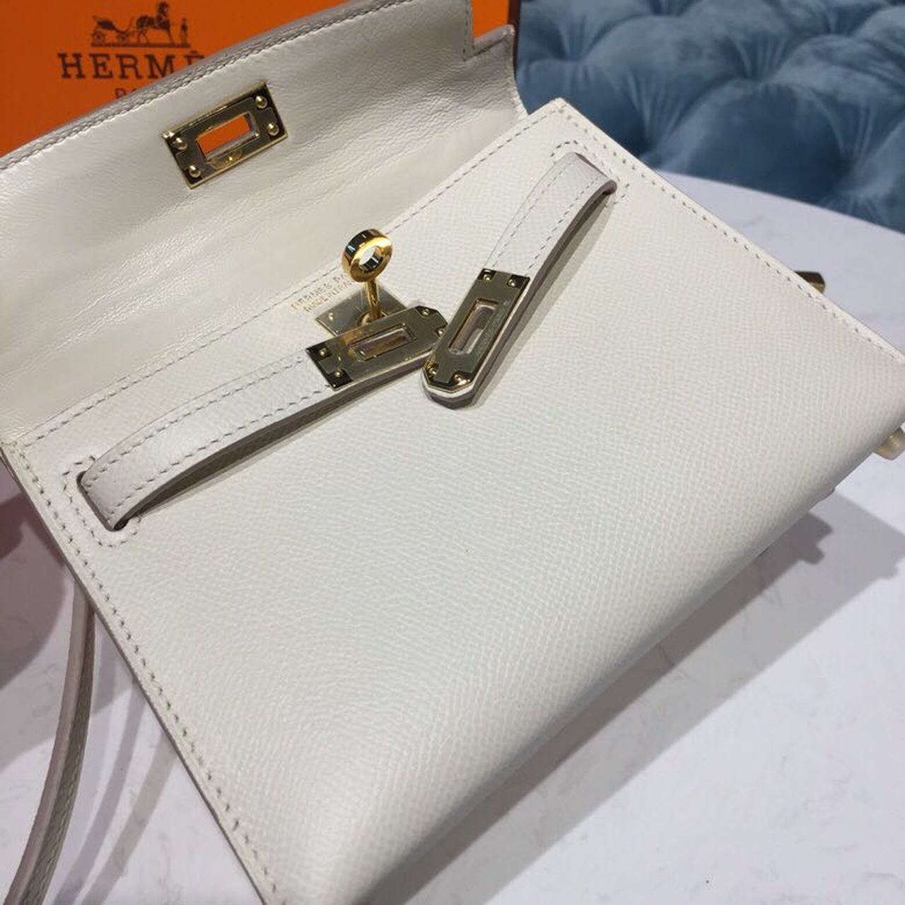 H**me5 Mini Kelly White For Women Gold Toned Hardware 7.5in/19cm