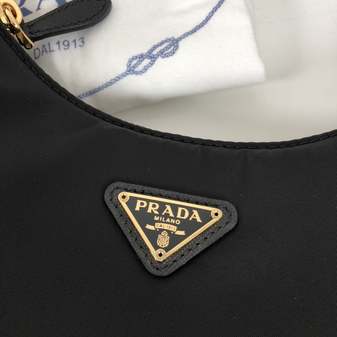 Pra*a Re-Edition 2005 Re-Nylon Bag Black For Women, Women’s Bags 8.6in/22cm 1BH204_R064_F0632_V_V9L
