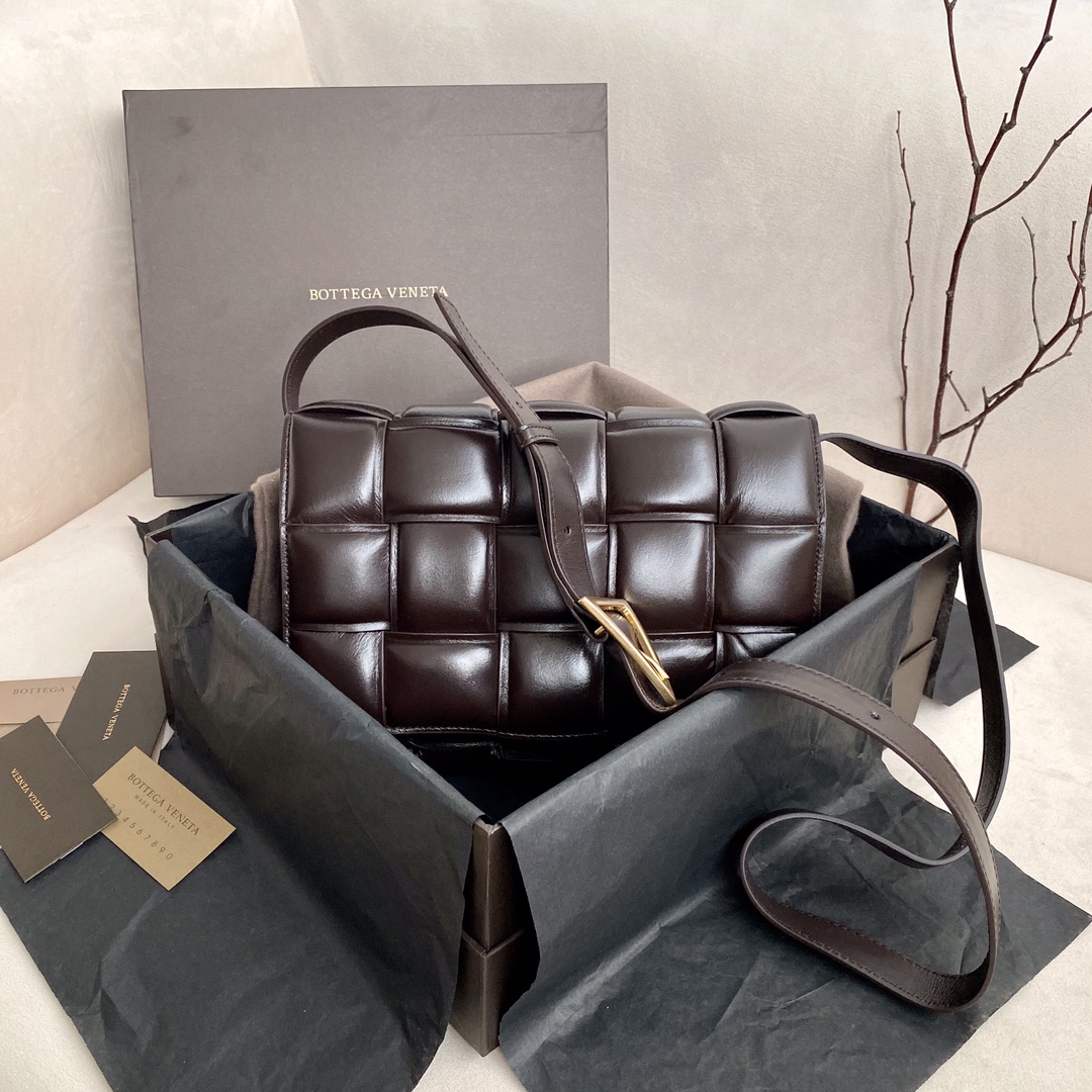 B0tt*ga Ven*ta Padded Cassette Bag For Women 10.2in/26cm In Fondant 591970VCQR12132