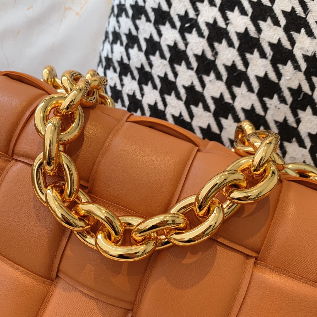 B0tt*ga Ven*ta Chain Cassette Brown, For Women, Women’s Bags 10.2in/26cm