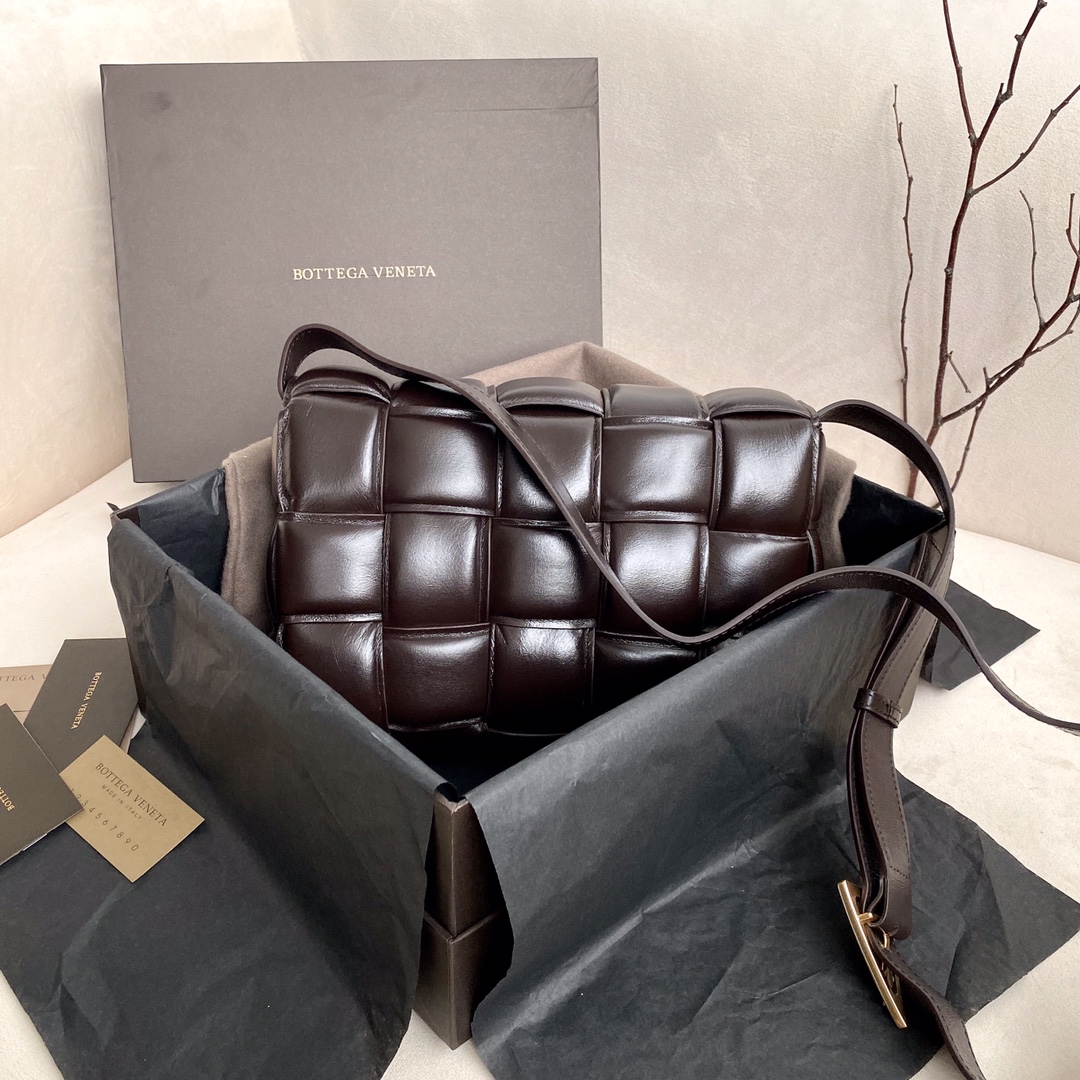 B0tt*ga Ven*ta Padded Cassette Bag For Women 10.2in/26cm In Fondant 591970VCQR12132