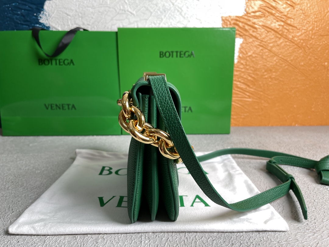 B0tt*ga Ven*ta Mount Green, For Women, Women’s Bags 8.3in/21cm 667399V12M03113