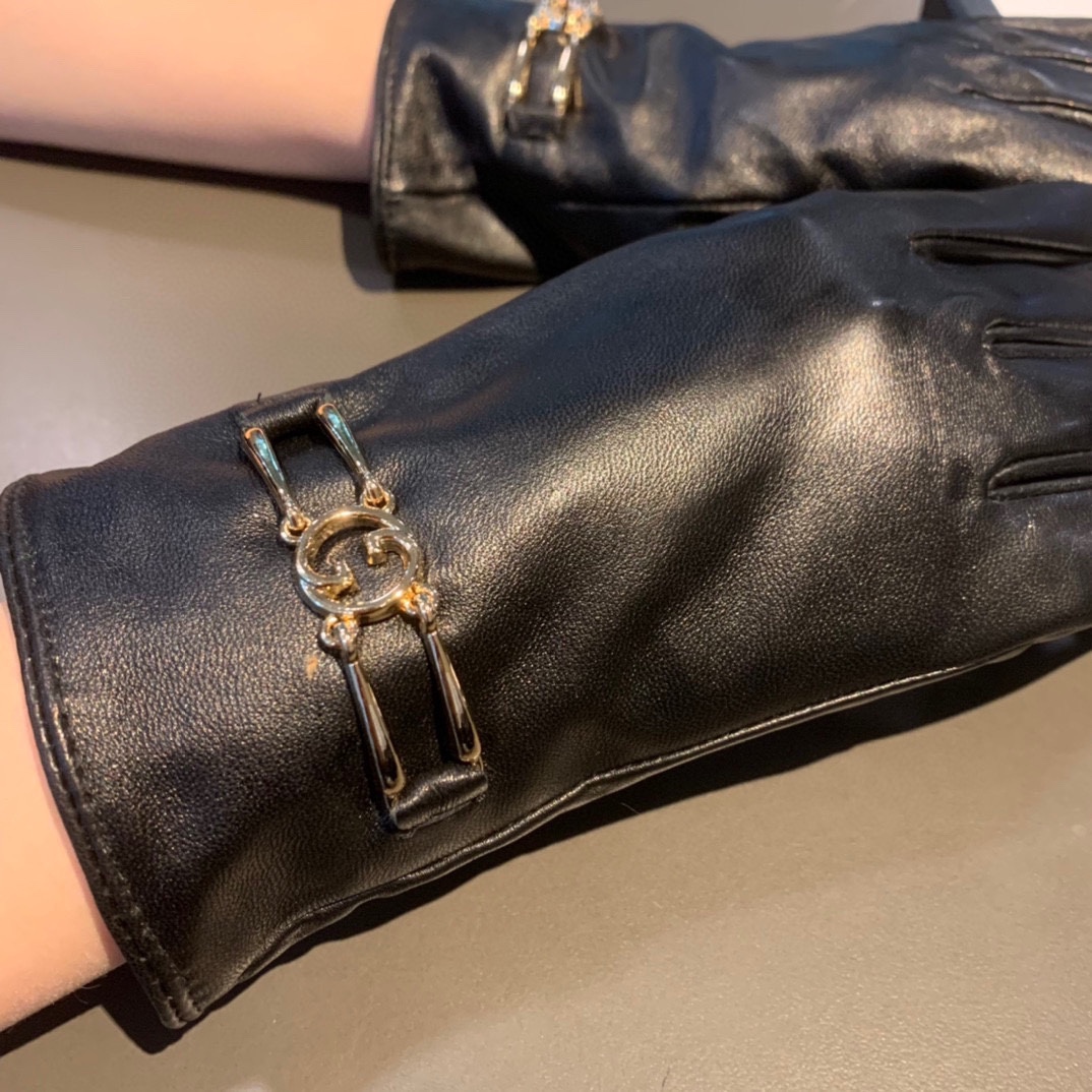 Gvc*1 Gloves With Signature Double G Motif In Black