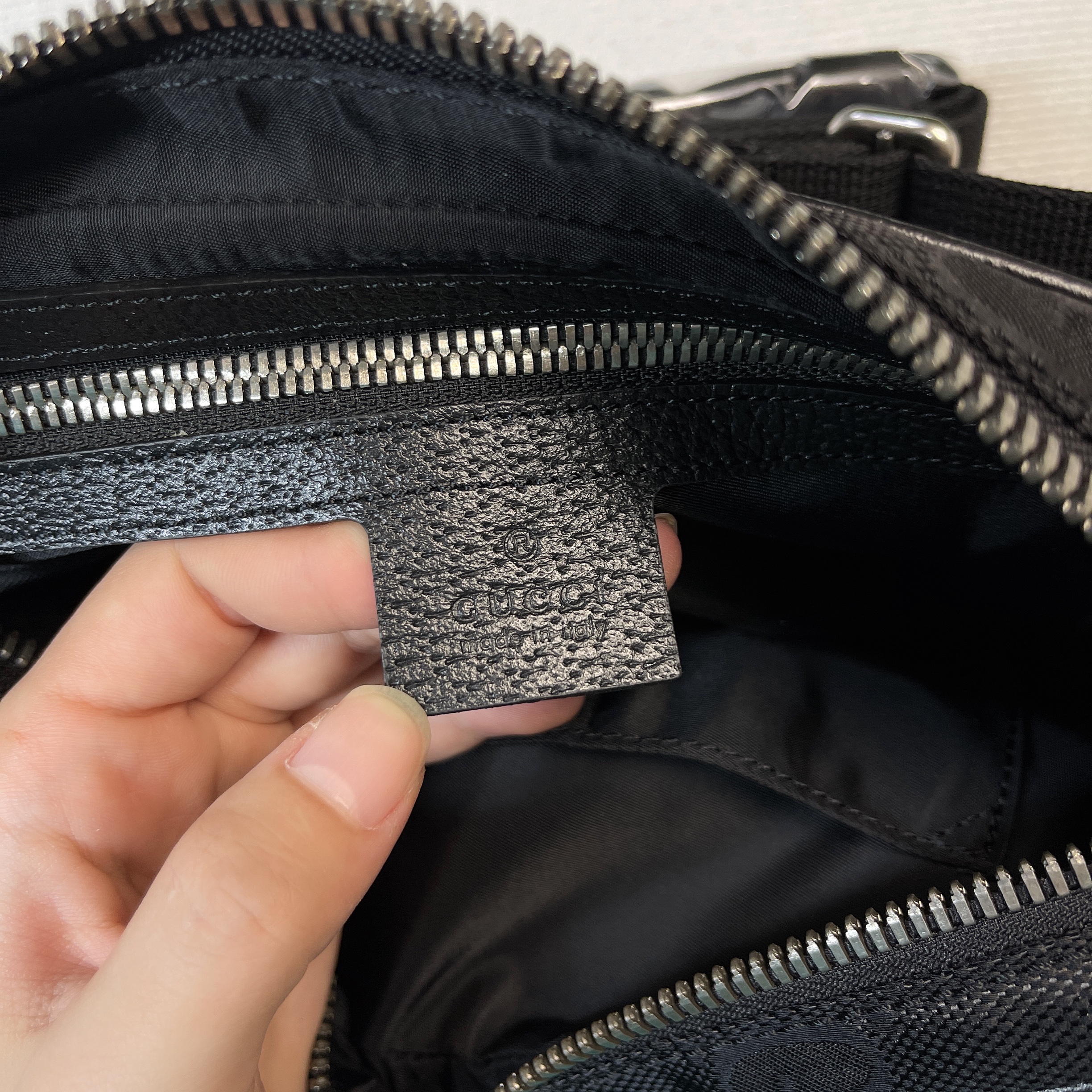 Gvc*1 Gvc*1 Off The Grid Belt Bag Black GG ECONYL® For Men  9.5in/24cm GG 631341 H9HBN 1000