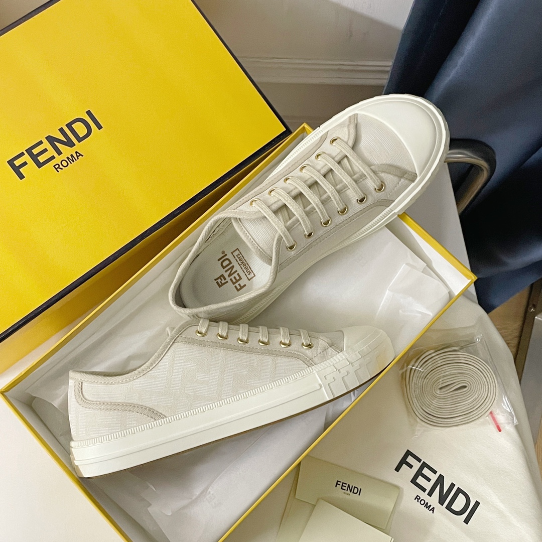 F**di Domino White FF Fabric Low-Tops For Women 8E8325AJZXF1GQF
