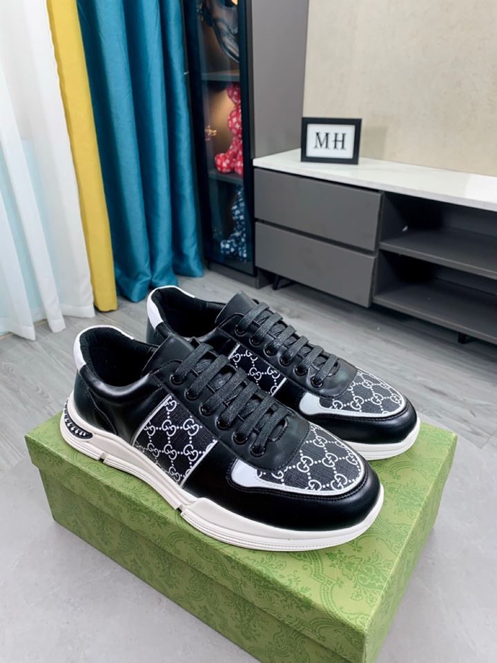 Gvc*1 Men’s GG Embossed Sneaker Chucky With Stripes Black And White For Men