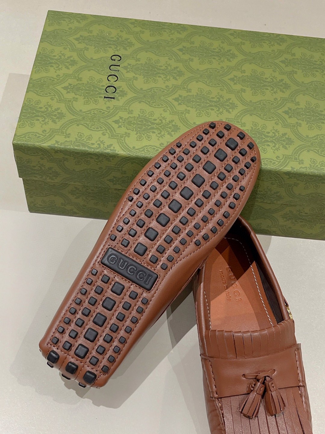 Gvc*1 Men’s Loafer With Driver Interlocking G Brown For Men 624699