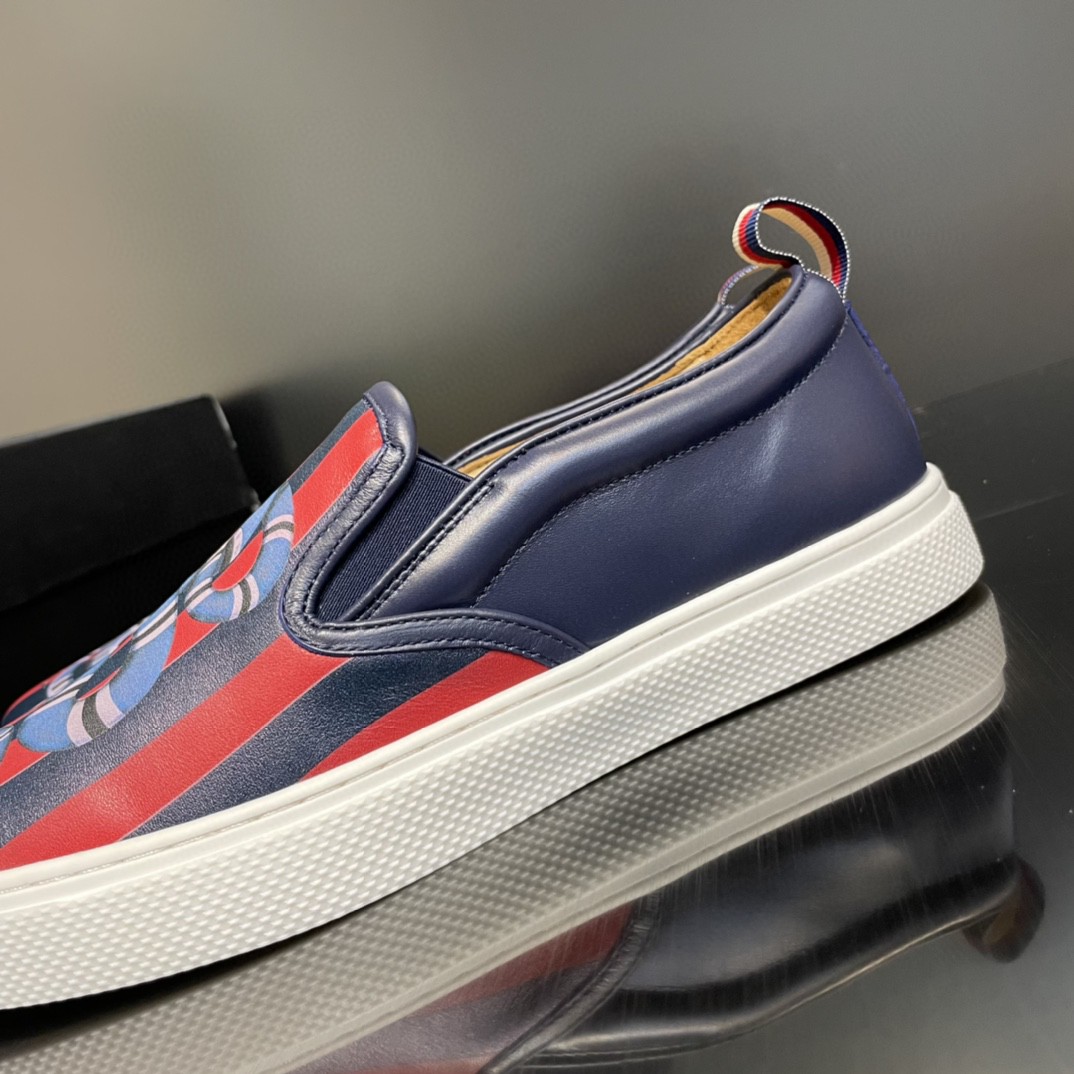 Gvc*1 Men’s Kingsnake Print Slip-On Sneaker Blue For Men 407362