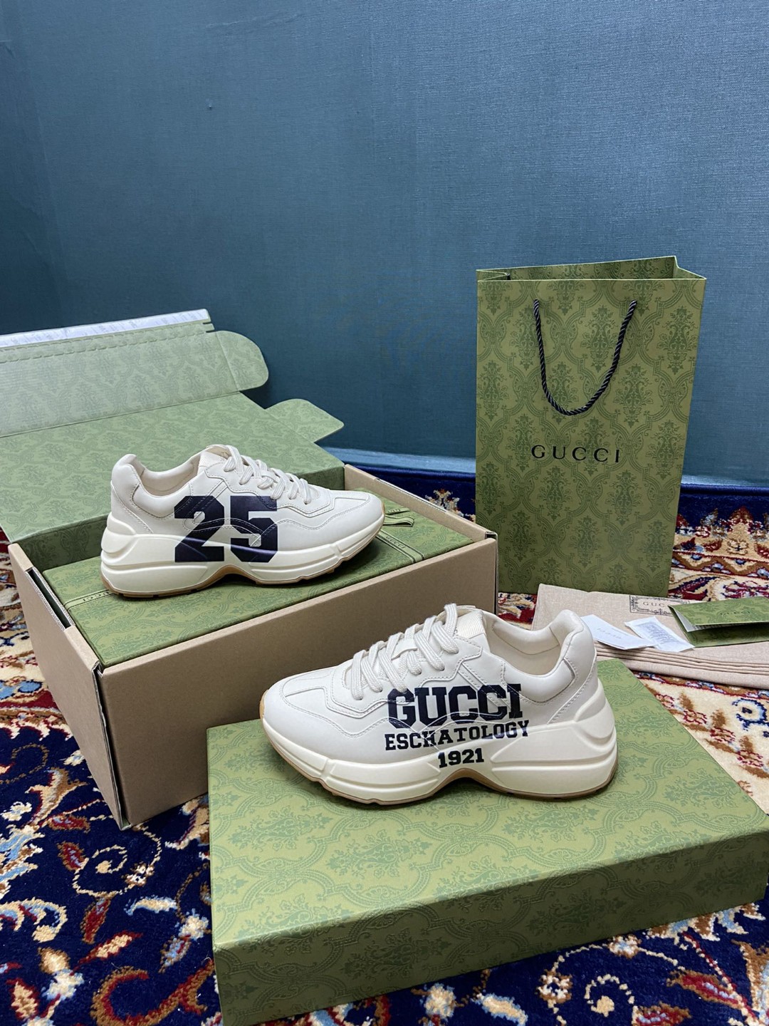 Gvc*1 Men’s Rhyton Sneakers With 25 White Ivory For Men ‎663339 2SH00 9522