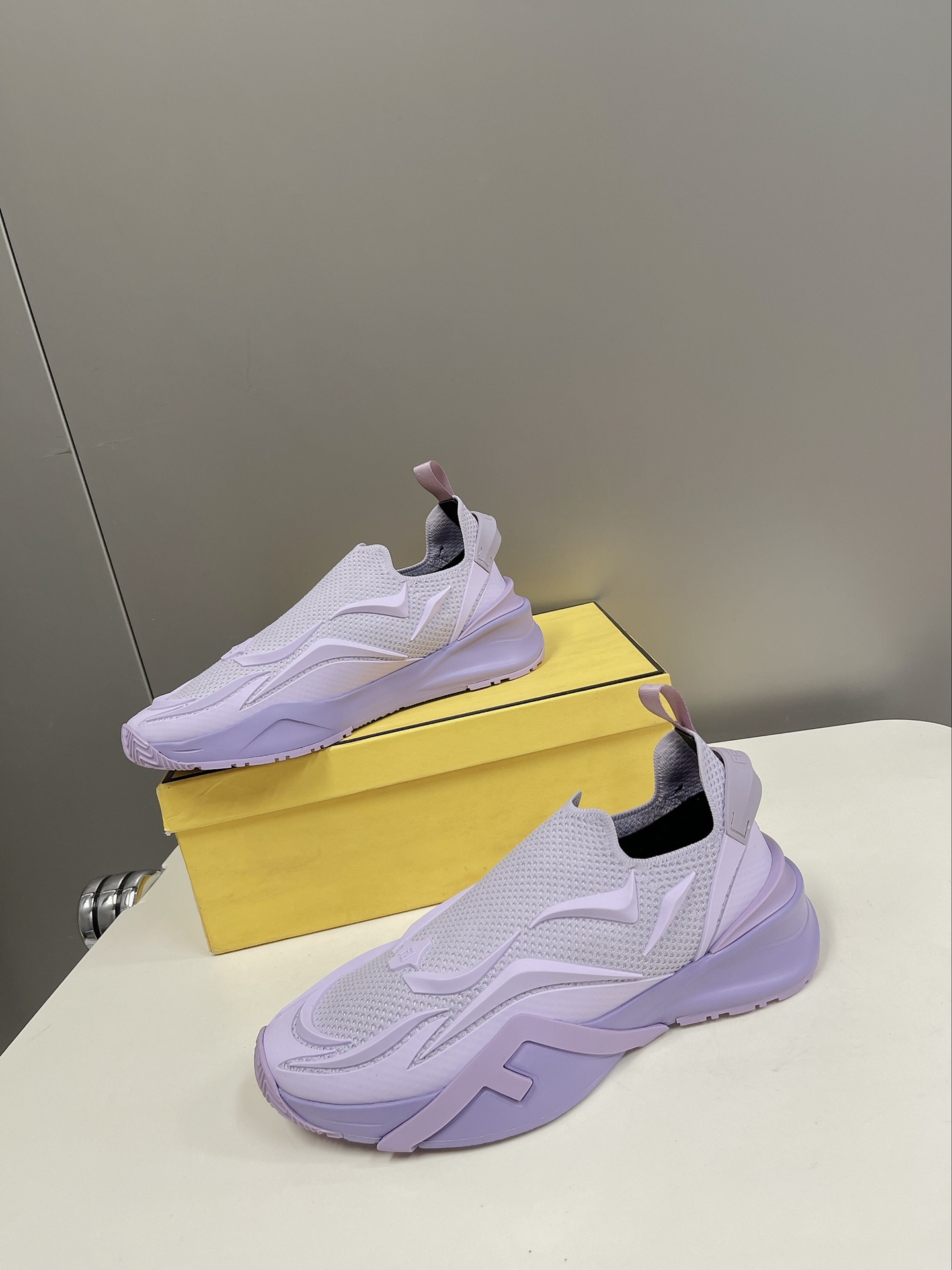 F**di Low Trainers Sneakers Violet For Women