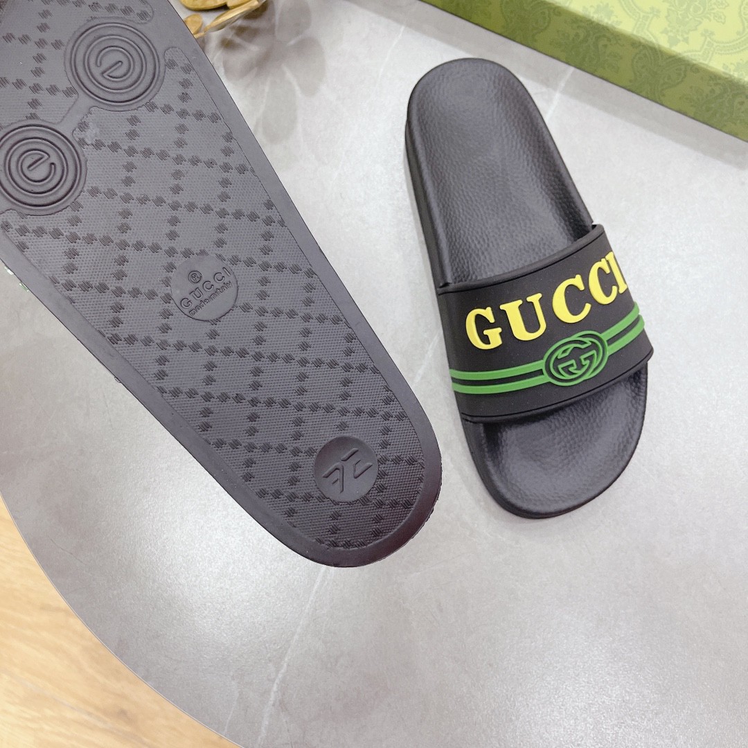 Gvc*1 Women’s Logo Rubber Slide Black Green And Yellow For Women 522887